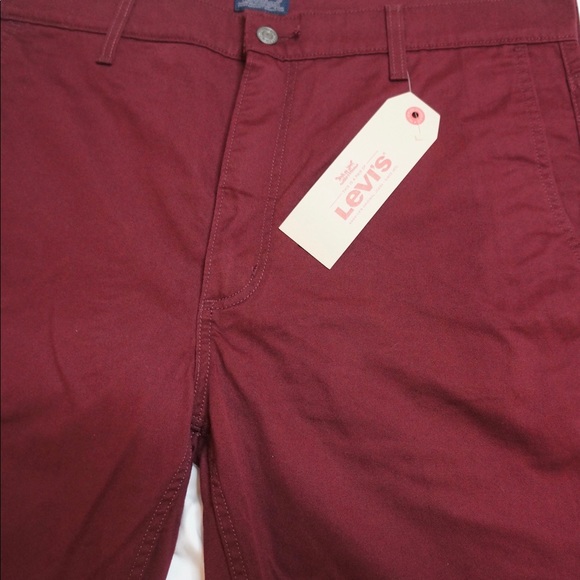 Levis - Picture 5 of 8